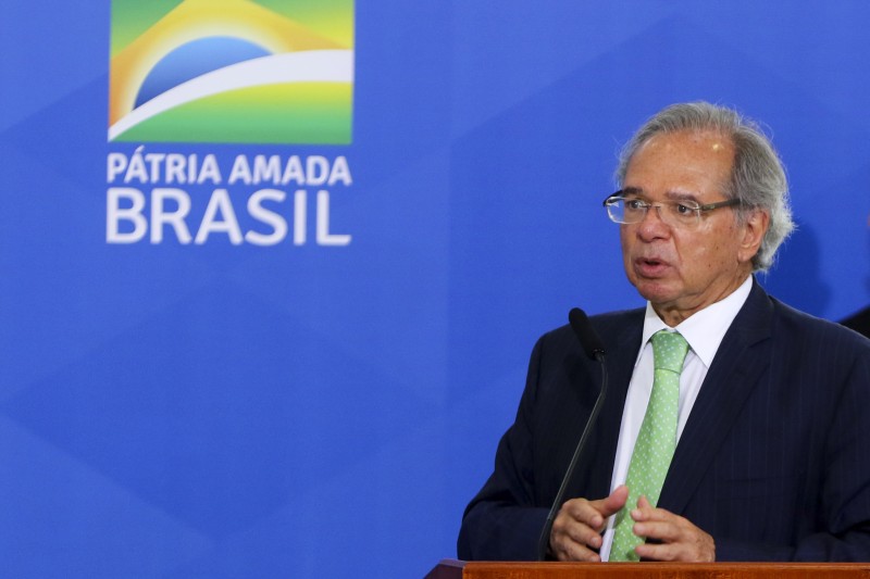 Presidente diz que espera redução de preços dos combustíveis