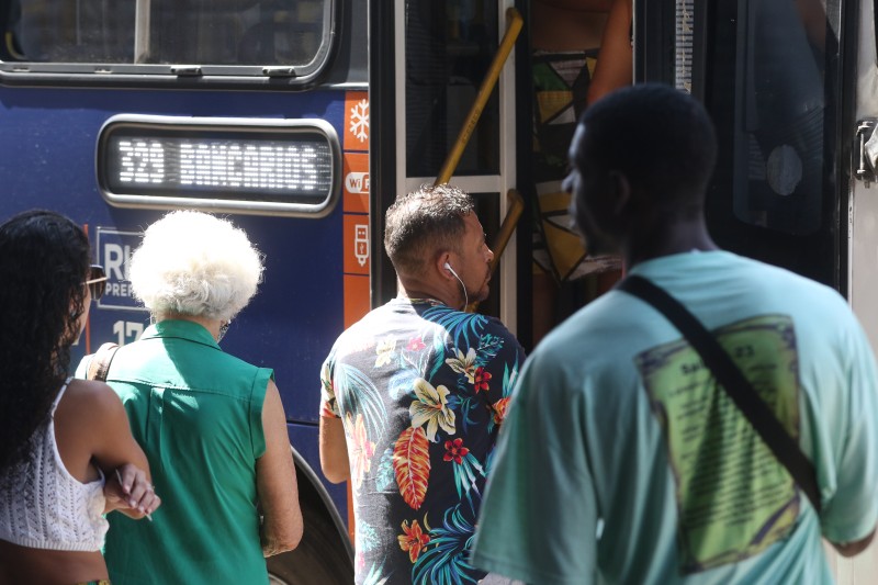 Covid-19: estado do Rio segue em bandeira verde, com baixo risco