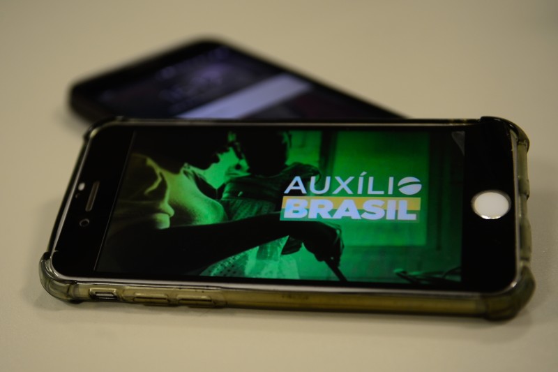 Caixa começa a pagar parcela de abril do Auxílio Brasil 