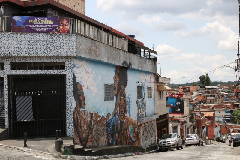 Favelas brasileiras: 76% dos moradores tem ou querem ter um negócio