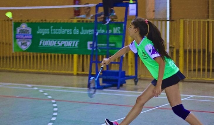 Curso de badminton vai capacitar profissionais de Educação Física em Vicentina; inscrições abertas e gratuitas