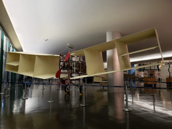 Exposição no Congresso homenageia 150 anos de nascimento de Santos Dumont