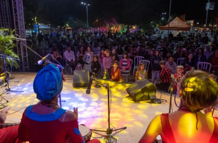 Agendão tem Show do Ira! na Capital, festa julina na Esplanada, Sarau da Divina e espetáculo do Projeto Dançar