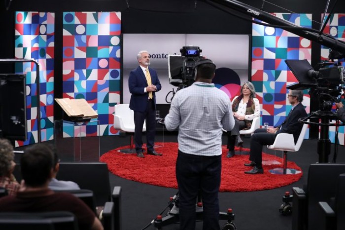 TV Câmara promove série de programas sobre os 200 anos do Parlamento