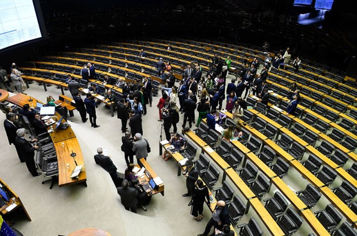 Congresso garante reajuste para policiais do DF e aprova créditos