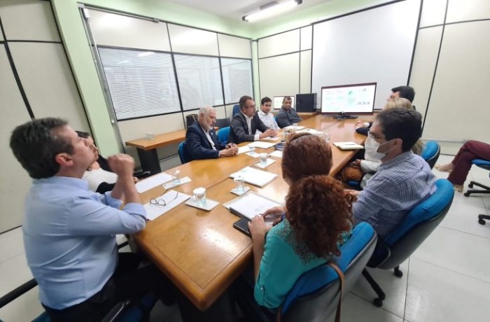 SES, HRMS e Ministério da Saúde alinham retomada da obra de radioterapia