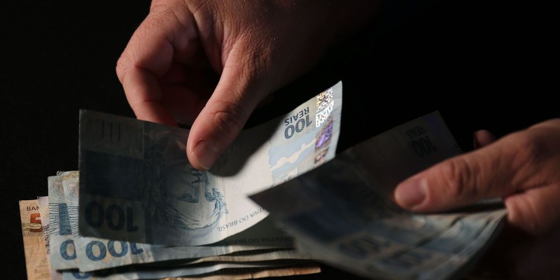 Caixa paga Auxílio Brasil a beneficiários com NIS final 5