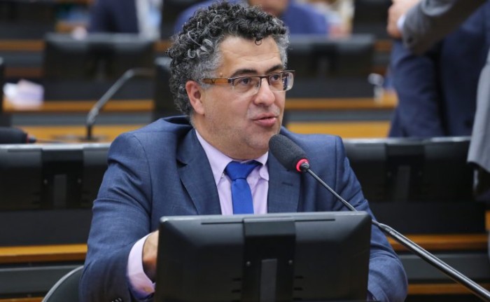 CCJ aprova projeto que suspende CNH de investigado por crime previsto na Lei Antidrogas