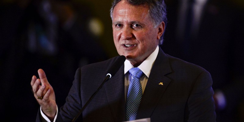 Presidente da República dá posse a novo diretor-geral de Itaipu