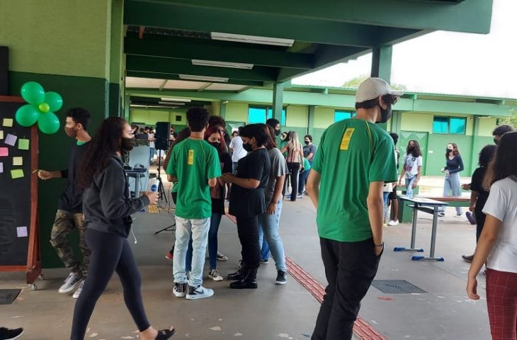 Protagonismo estudantil foi enfoque no retorno das atividades presenciais na EE Antônia Silveira Capilé